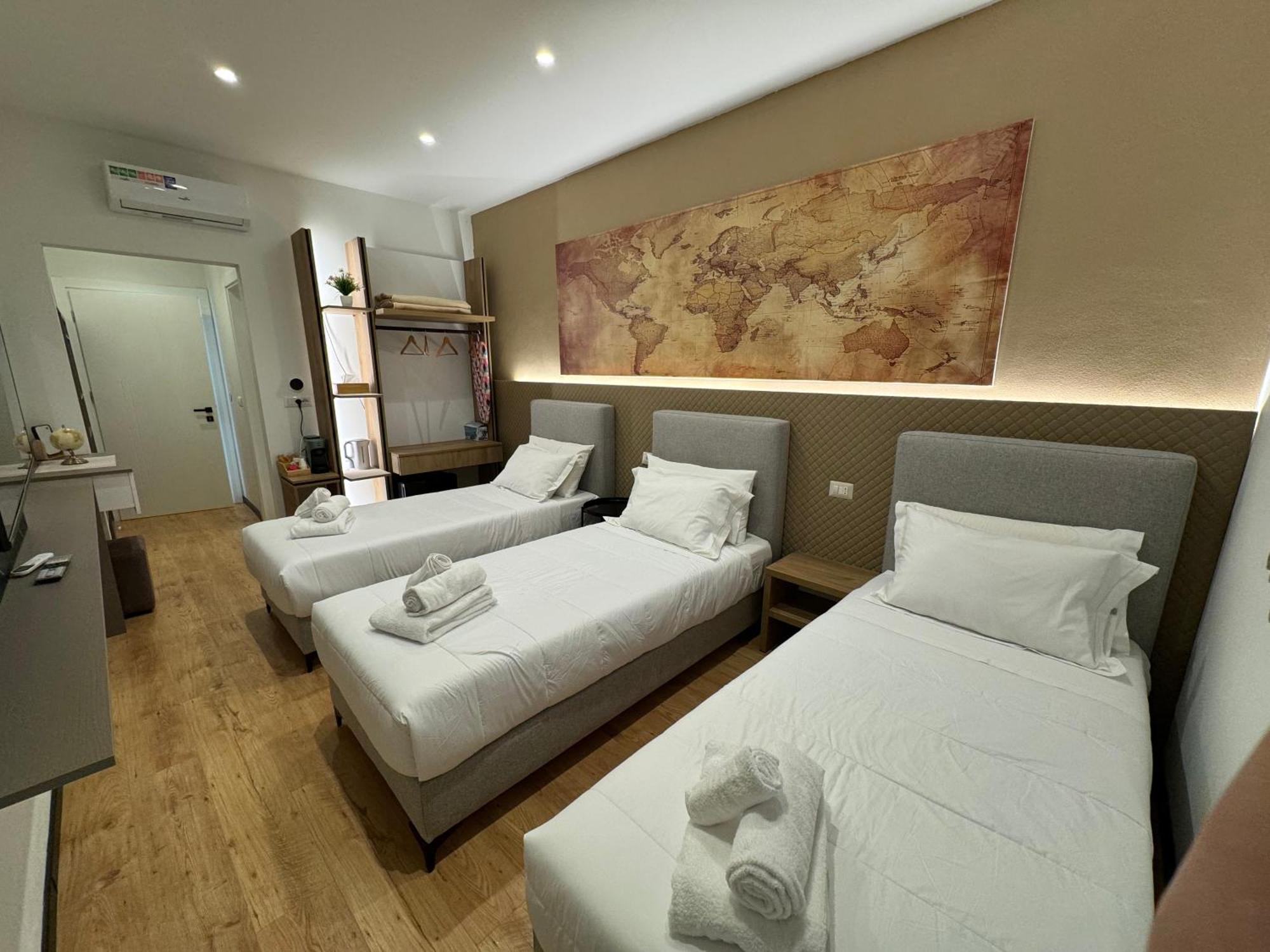 Brianza Home Giussano ภายนอก รูปภาพ