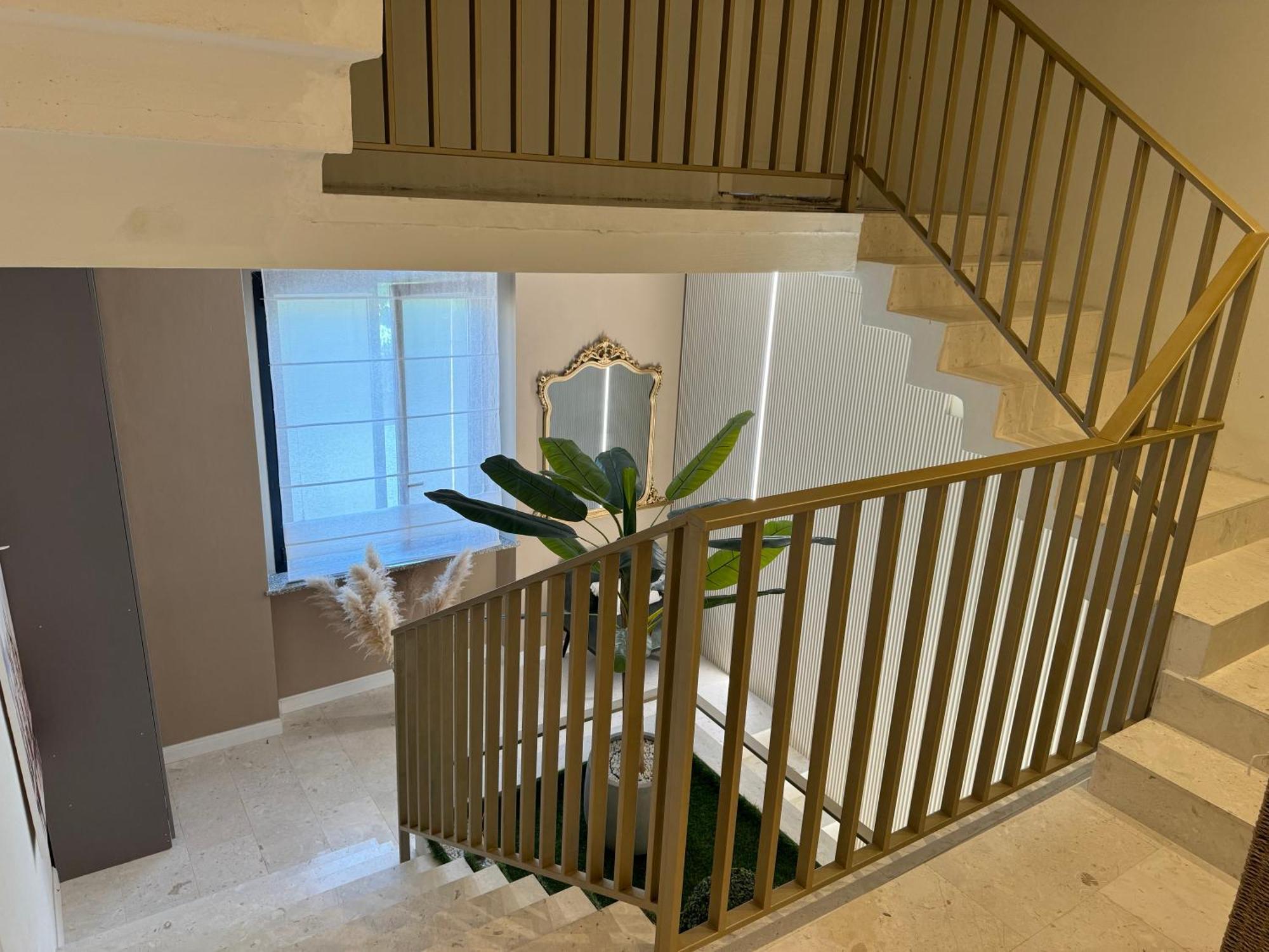 Brianza Home Giussano ภายนอก รูปภาพ