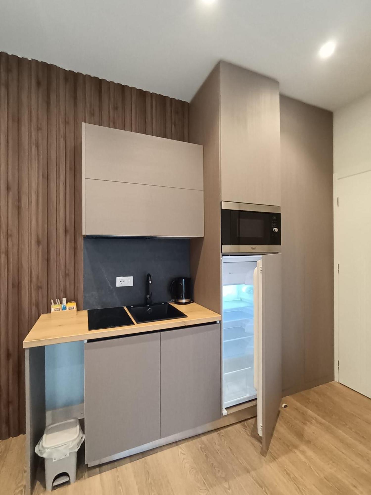Brianza Home Giussano ภายนอก รูปภาพ