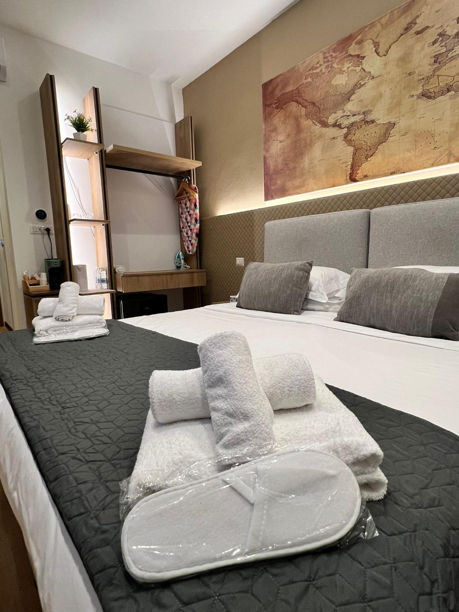 Brianza Home Giussano ภายนอก รูปภาพ
