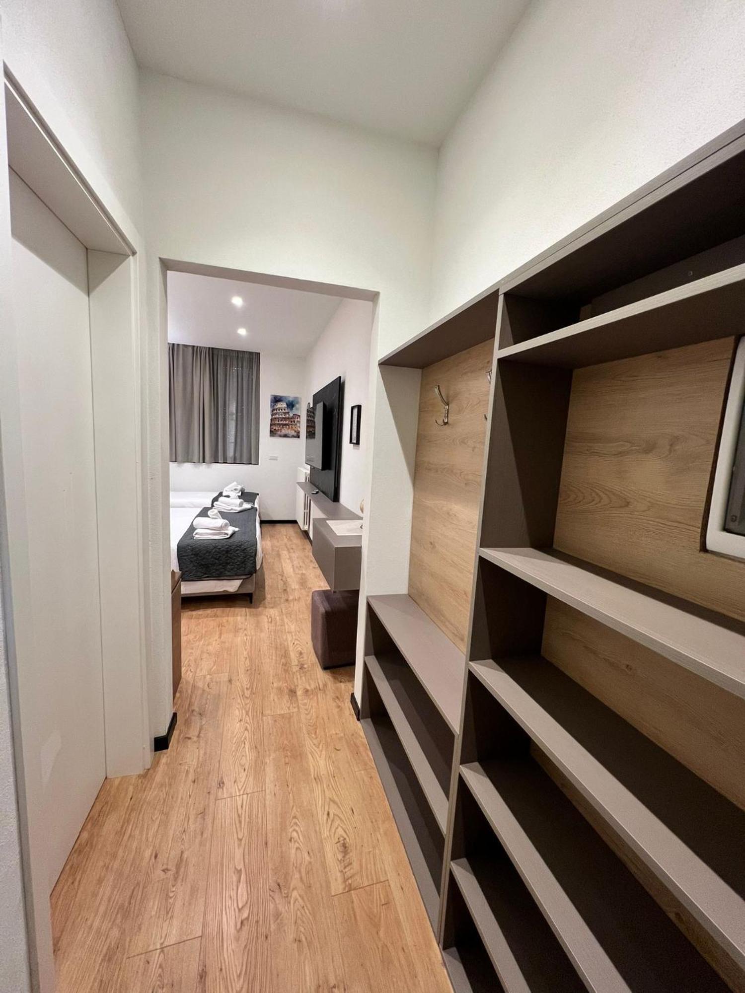 Brianza Home Giussano ภายนอก รูปภาพ