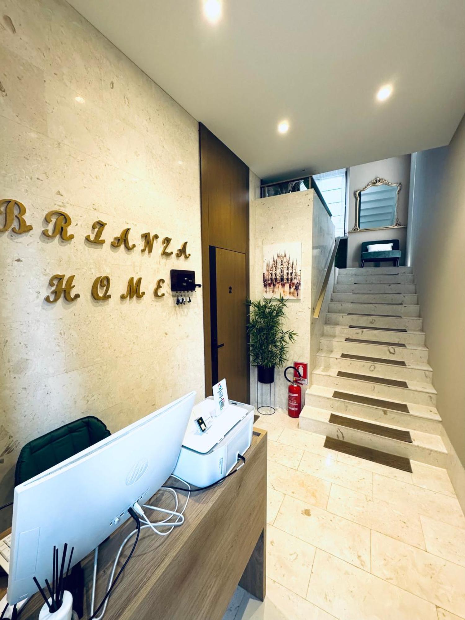 Brianza Home Giussano ภายนอก รูปภาพ